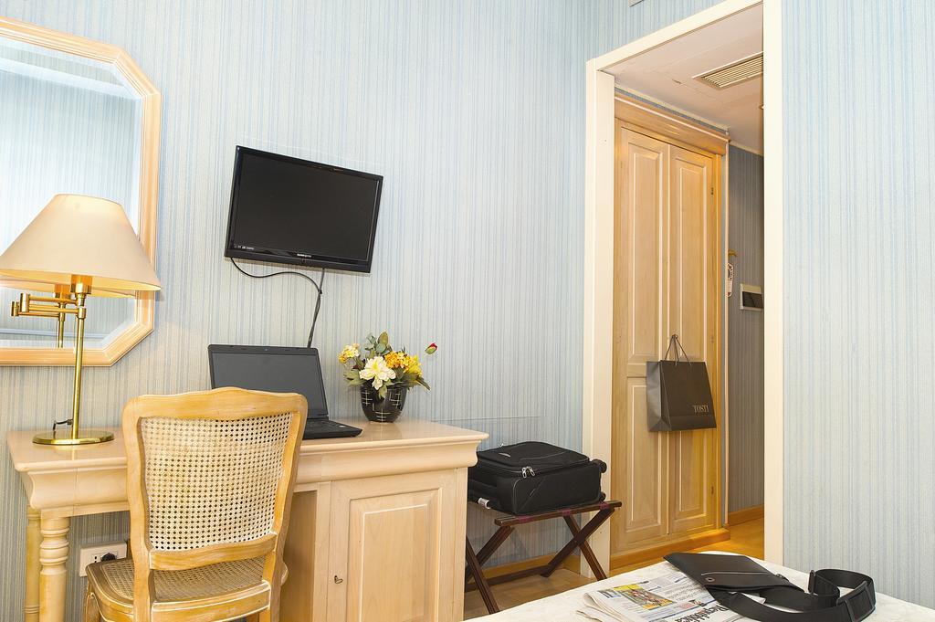רייטי Grande Albergo Quattro Stagioni חדר תמונה